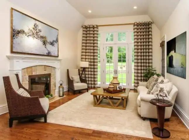 Den in Old Westbury, NY