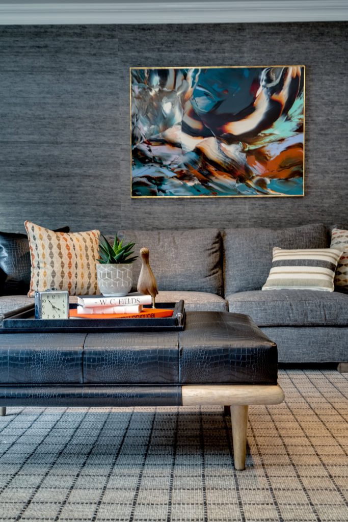 Comfortable living room interior design LI NY