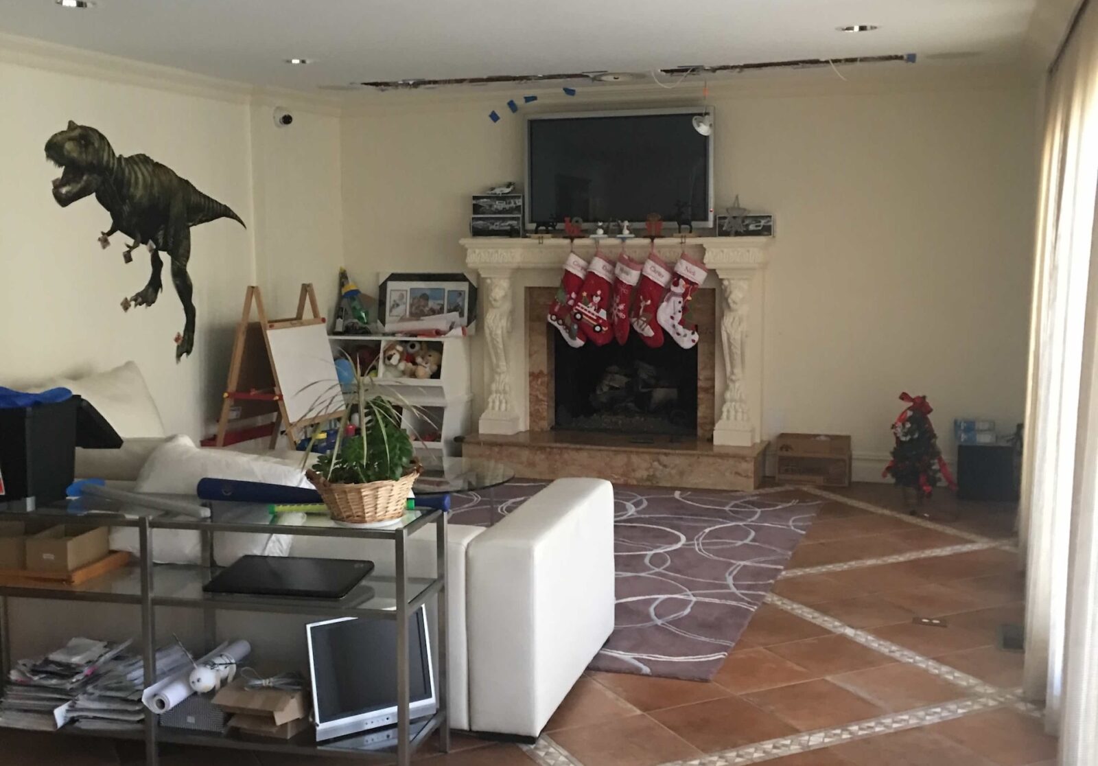 Hamptons NY family room interior design before renovation