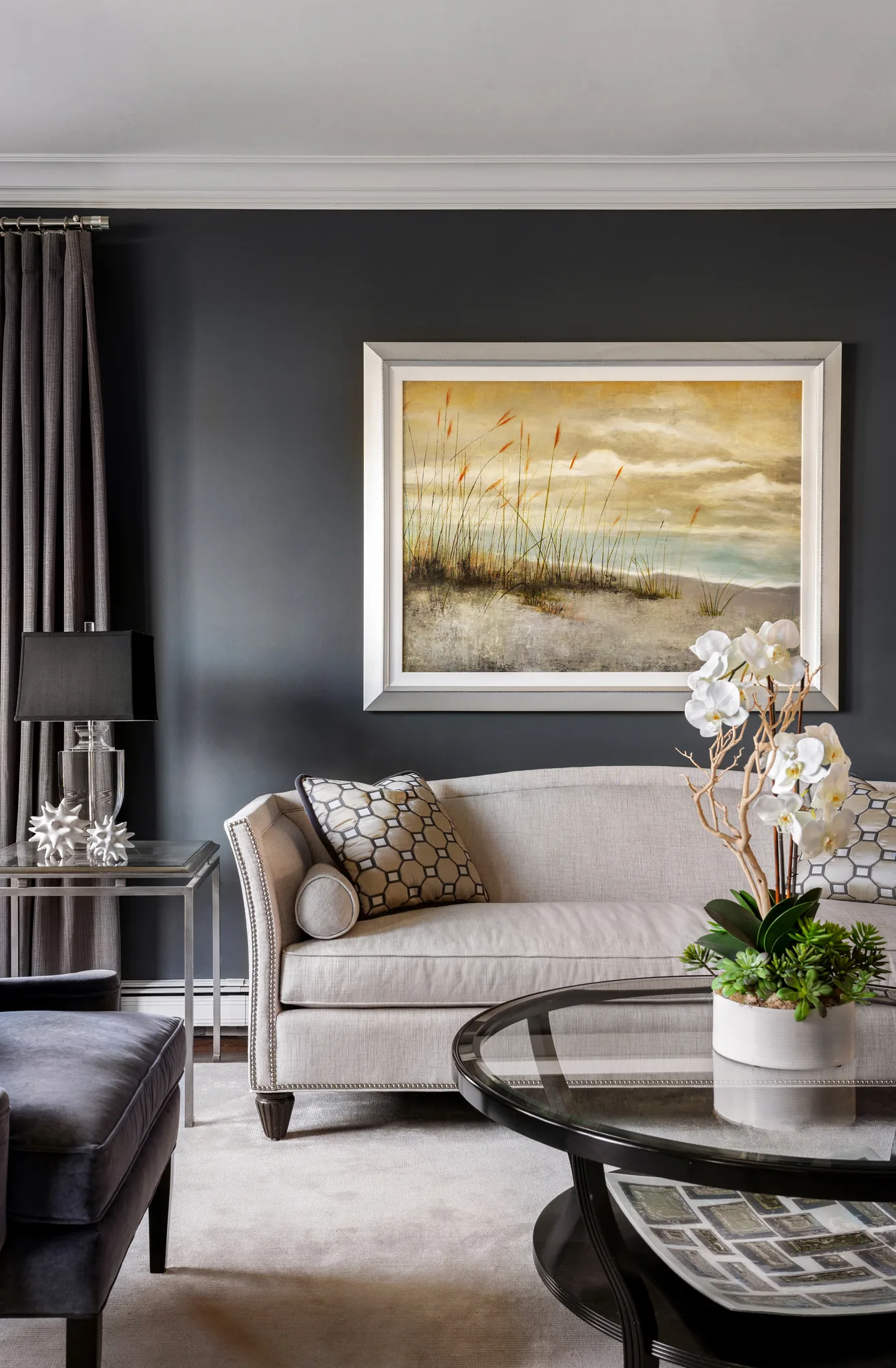 Living rooms and family rooms are the heart of the home. Robyn designs spaces that are stylish yet livable — warm, layered interiors that work beautifully for everyday life and entertaining alike.