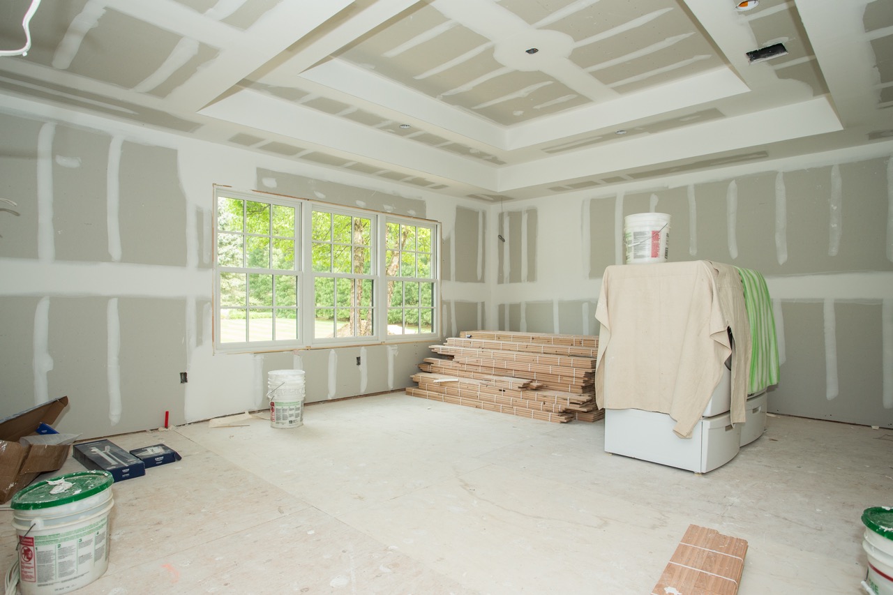 Family room during construction and before design execution